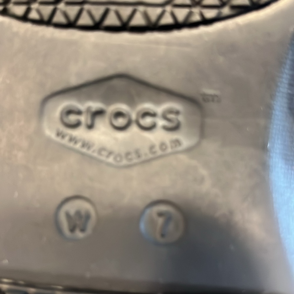 Crocs Dual Comfort Black Floral Clogs Women’s Size 7 EUC - Picture 6 of 6